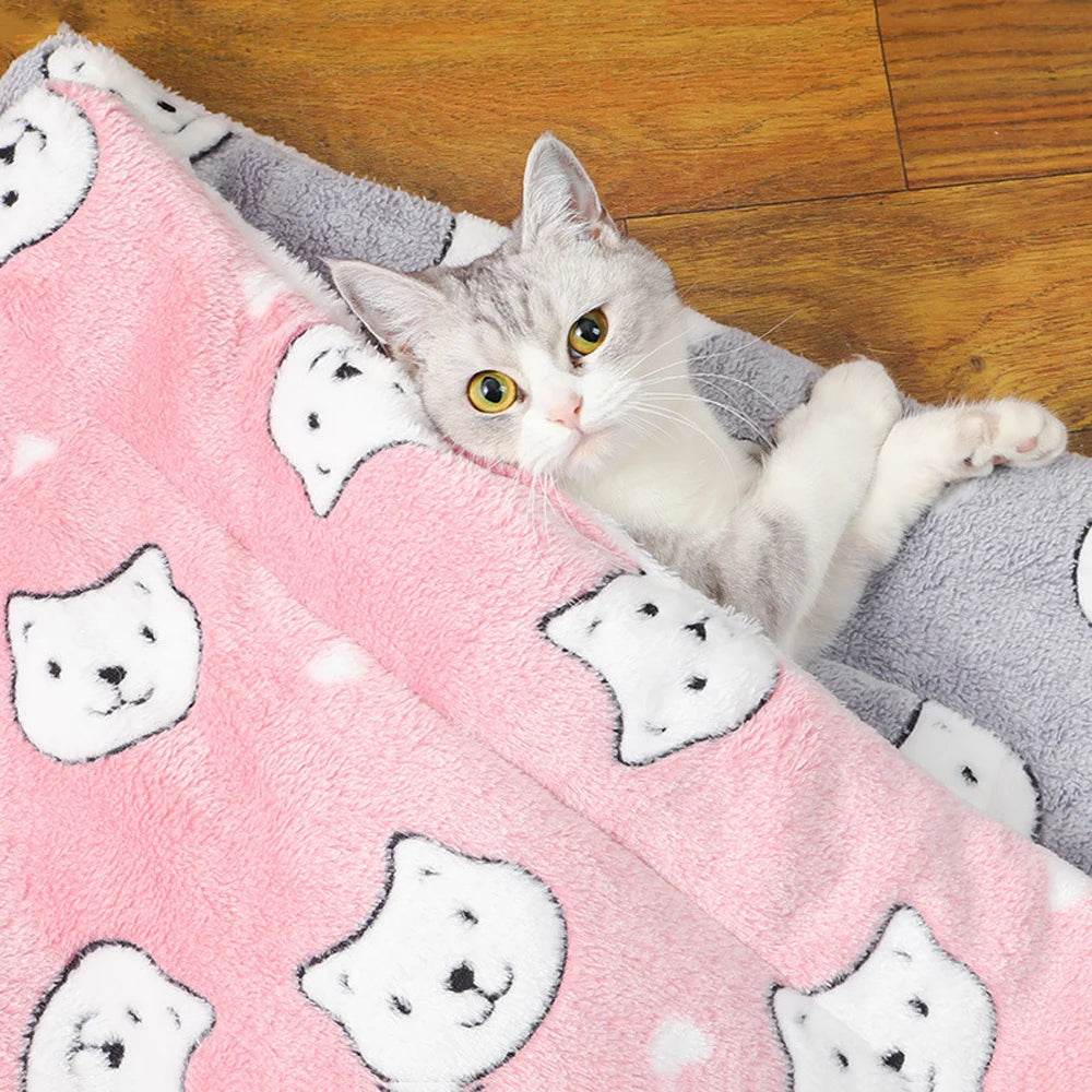 Tapis de couchage épais en flanelle respirant pour chat, coussin doux pour petit chien, couverture chaude d'hiver pour chat - Animaleriex